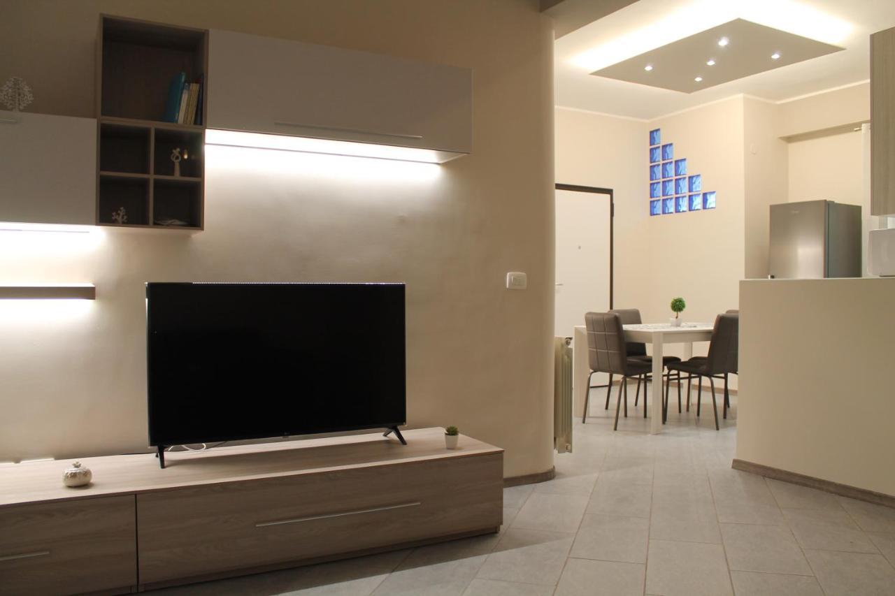 Apartments " Le Ginestre" Ачиреале Екстериор снимка